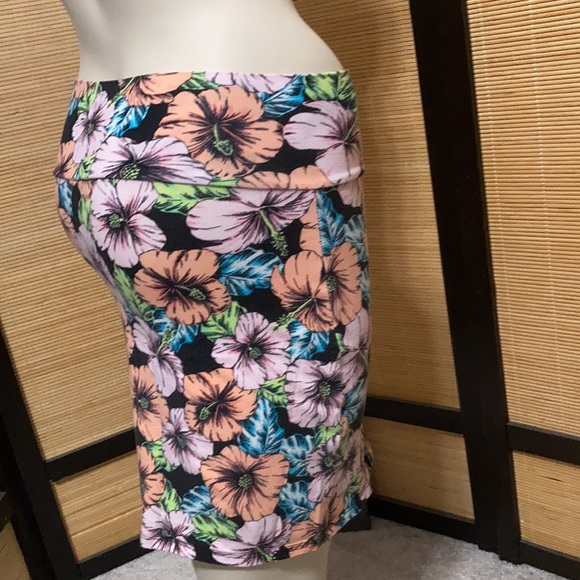 PINK hibiscus Hawaiian flower pencil skirt medium - Picture 5 of 7